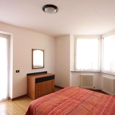 Monroc Apartments Commezzadura Bagian luar foto