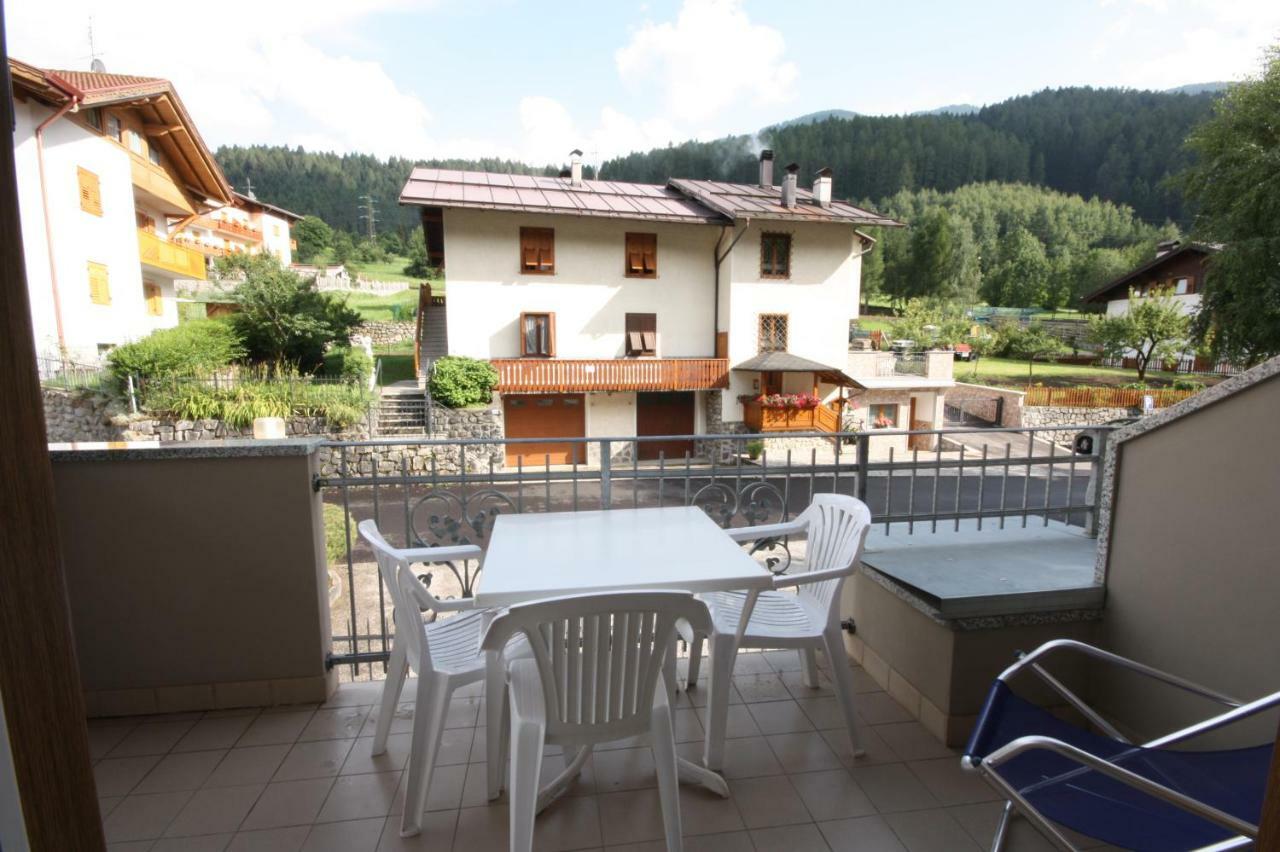 Monroc Apartments Commezzadura Bagian luar foto