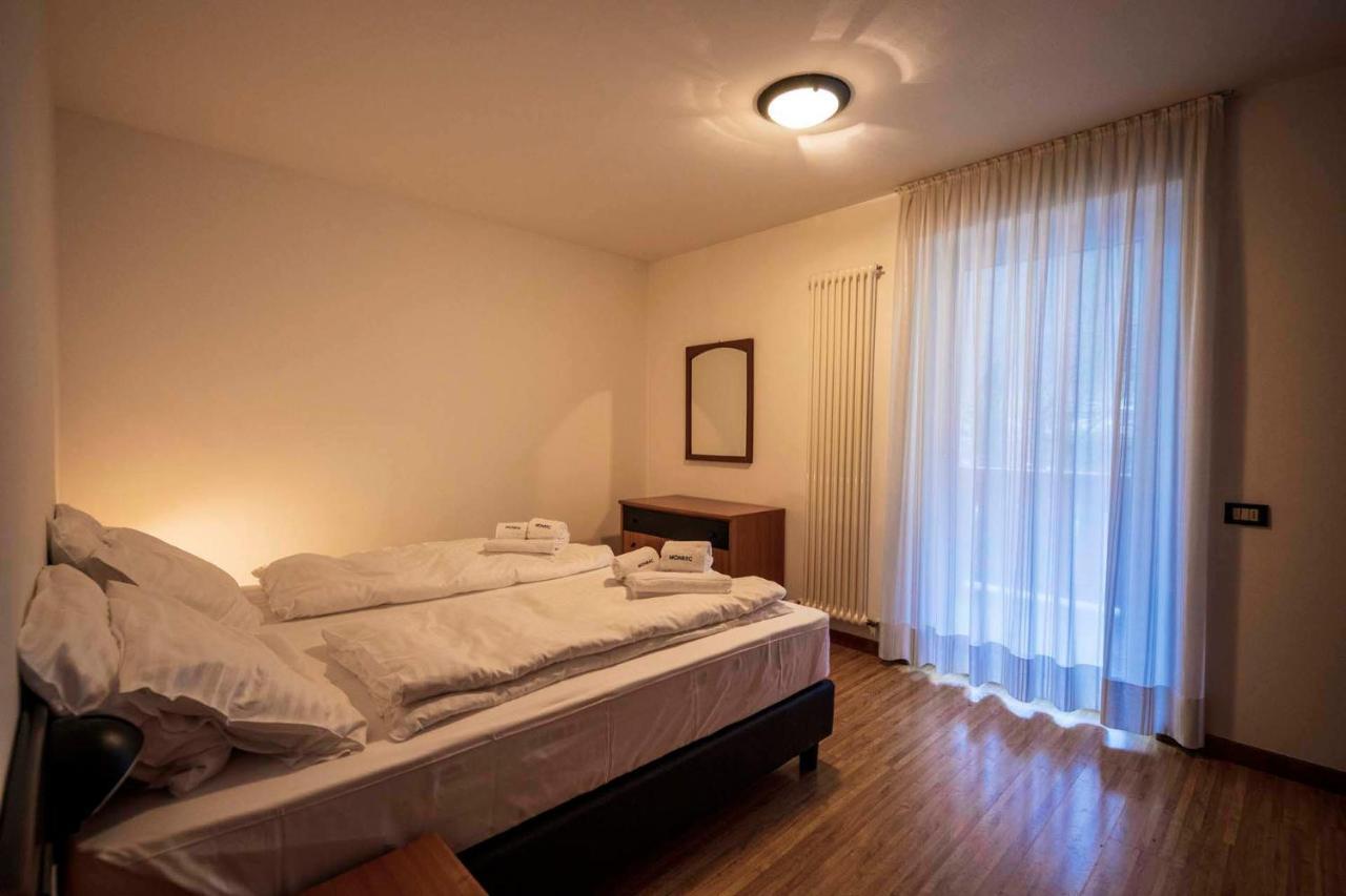 Monroc Apartments Commezzadura Bagian luar foto